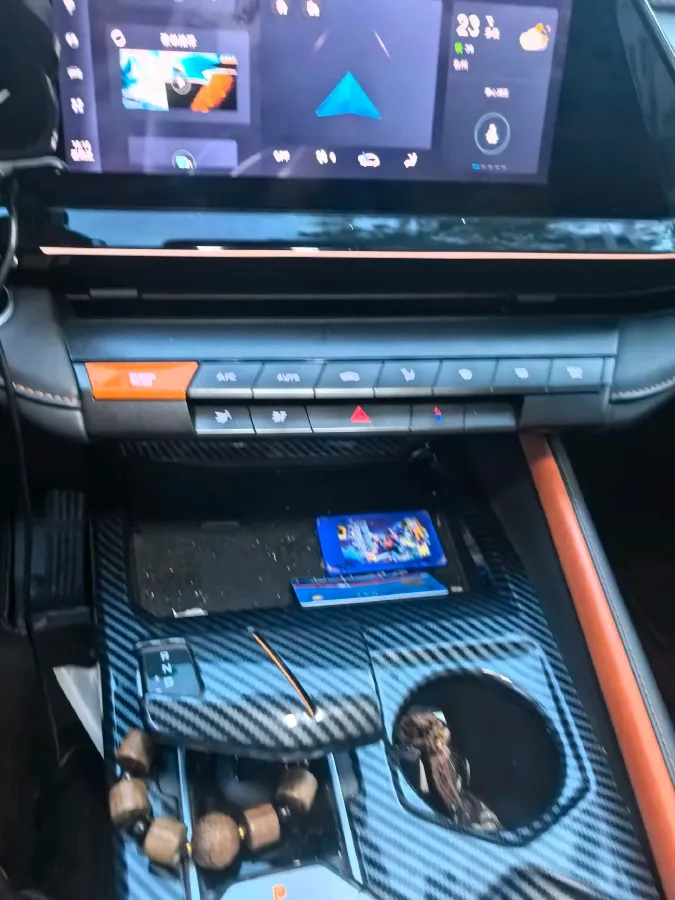 2022 ChangAn UNI-V 1.5T 188HP L4 7DCT,autocango,china used car exporter,china ev exporter,chinese used car exporter,chinese used ev exporter