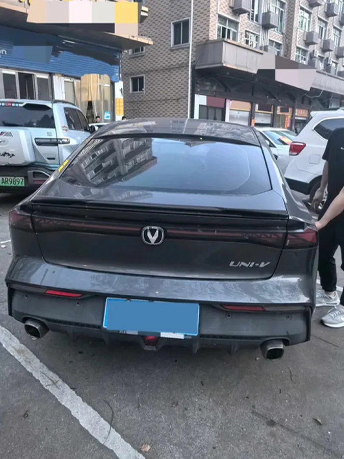 2022 ChangAn UNI-V 1.5T 188HP L4 7DCT,autocango,china used car exporter,china ev exporter,chinese used car exporter,chinese used ev exporter