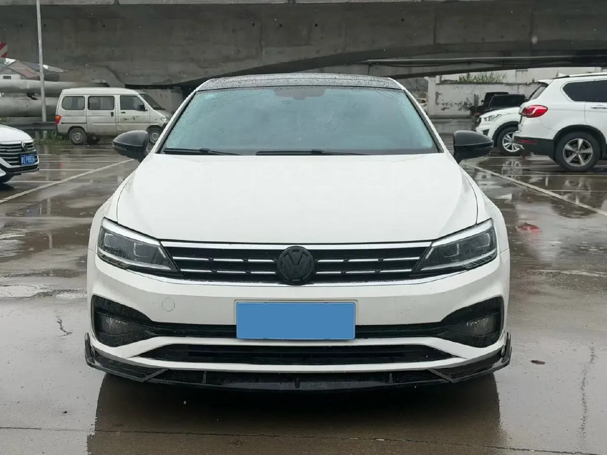 2019 Volkswagen Tayron 2.0T 186HP L4 7DCT,autocango,china used car exporter,china ev exporter,chinese used car exporter,chinese used ev exporter