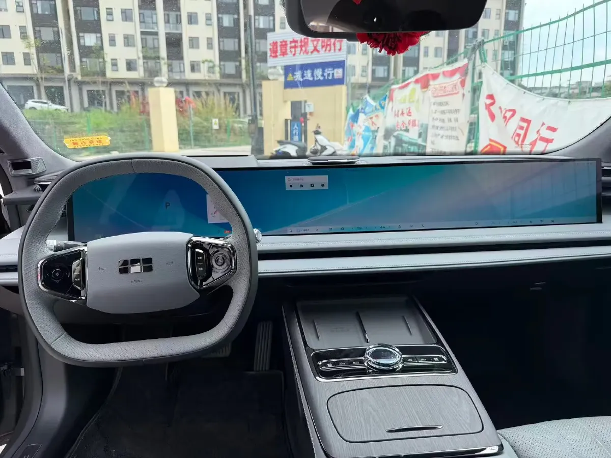 2025 Geely Galaxy E8 BEV 76KWH,autocango,china used car exporter,china ev exporter,chinese used car exporter,chinese used ev exporter