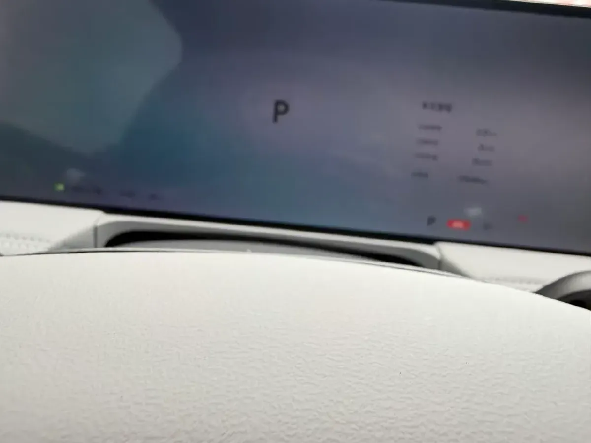 2025 Geely Galaxy E8 BEV 76KWH,autocango,china used car exporter,china ev exporter,chinese used car exporter,chinese used ev exporter