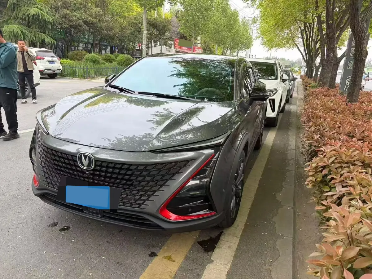 2020 ChangAn UNI-T 1.5T 180HP L4 7DCT,autocango,china used car exporter,china ev exporter,chinese used car exporter,chinese used ev exporter