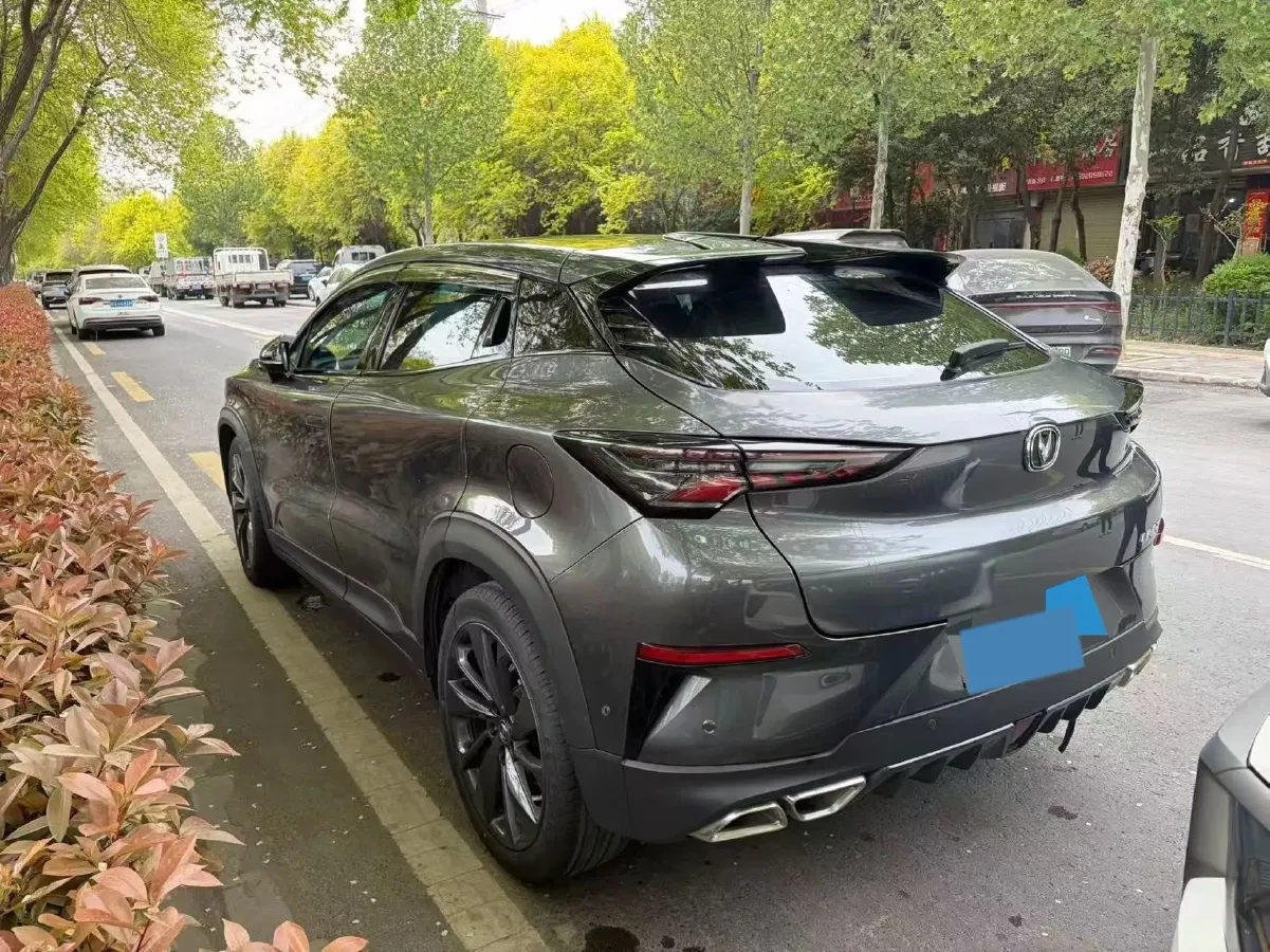 2020 ChangAn UNI-T 1.5T 180HP L4 7DCT,autocango,china used car exporter,china ev exporter,chinese used car exporter,chinese used ev exporter