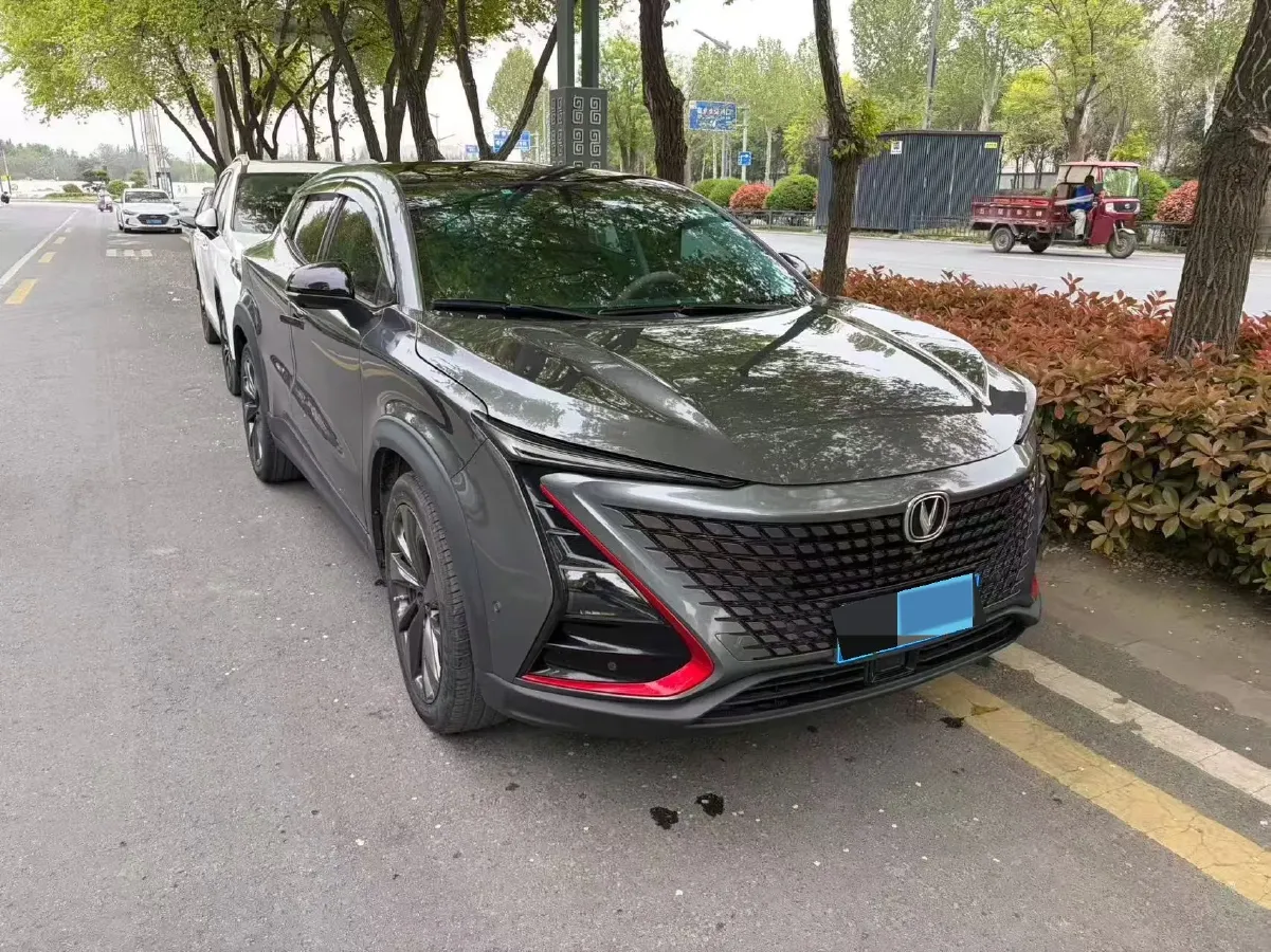 2020 ChangAn UNI-T 1.5T 180HP L4 7DCT,autocango,china used car exporter,china ev exporter,chinese used car exporter,chinese used ev exporter