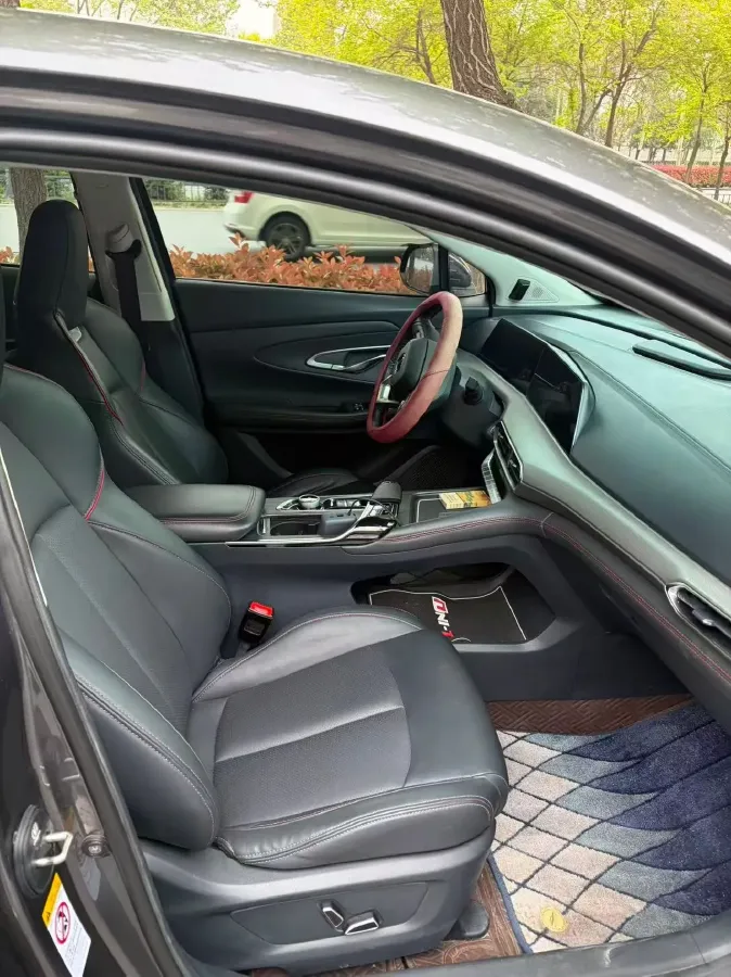 2020 ChangAn UNI-T 1.5T 180HP L4 7DCT,autocango,china used car exporter,china ev exporter,chinese used car exporter,chinese used ev exporter