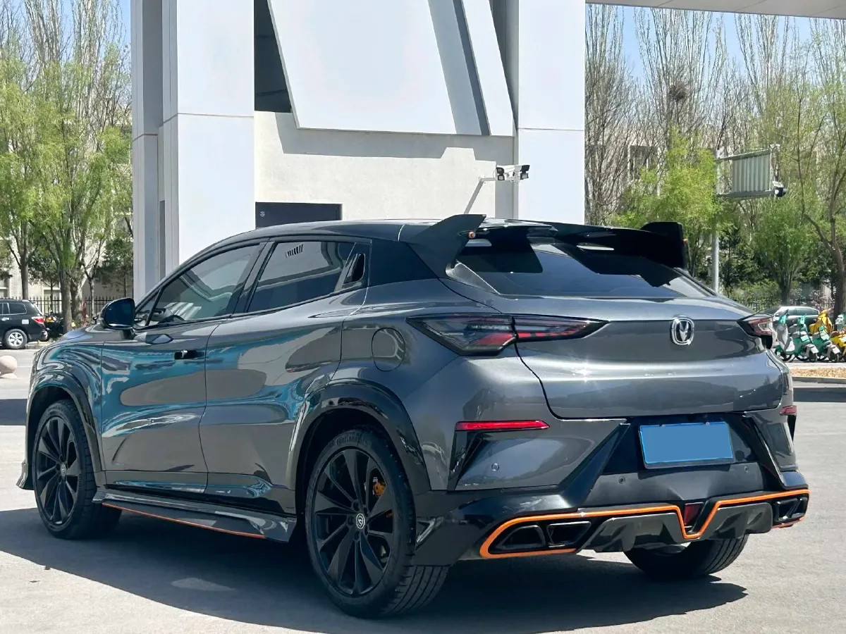 2022 ChangAn UNI-T 1.5T 188HP L4 7DCT,autocango,china used car exporter,china ev exporter,chinese used car exporter,chinese used ev exporter