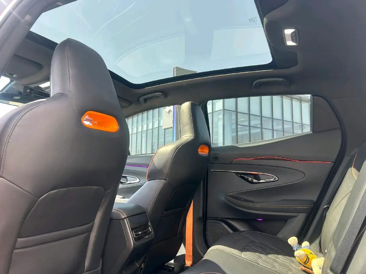 2022 ChangAn UNI-T 1.5T 188HP L4 7DCT,autocango,china used car exporter,china ev exporter,chinese used car exporter,chinese used ev exporter