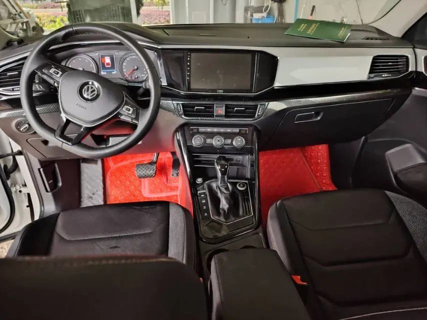 2019 Jeep Cherokee 2.0T 234HP L4 9AT,autocango,china used car exporter,china ev exporter,chinese used car exporter,chinese used ev exporter