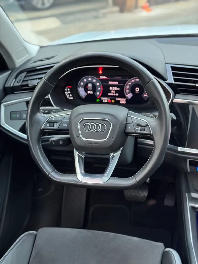2021 Audi Q3 1.4T 150HP L4 7DCT,autocango,china used car exporter,china ev exporter,chinese used car exporter,chinese used ev exporter