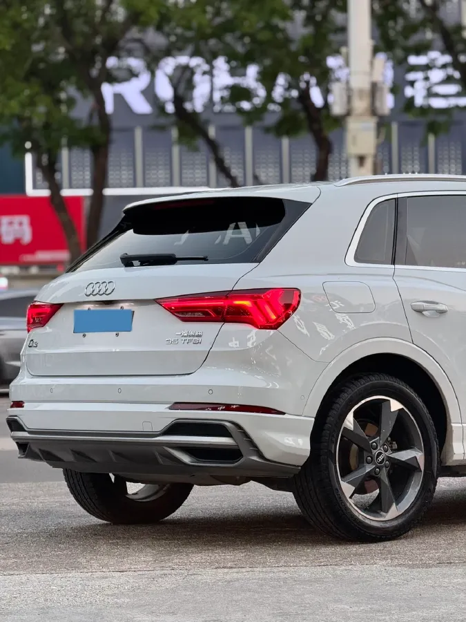 2021 Audi Q3 1.4T 150HP L4 7DCT,autocango,china used car exporter,china ev exporter,chinese used car exporter,chinese used ev exporter