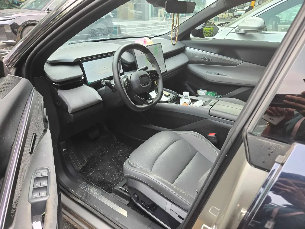 2025 LYNK&CO 08 EM-P 1.5T 163HP L4 3DHT PHEV 21.2KWH,autocango,china used car exporter,china ev exporter,chinese used car exporter,chinese used ev exporter