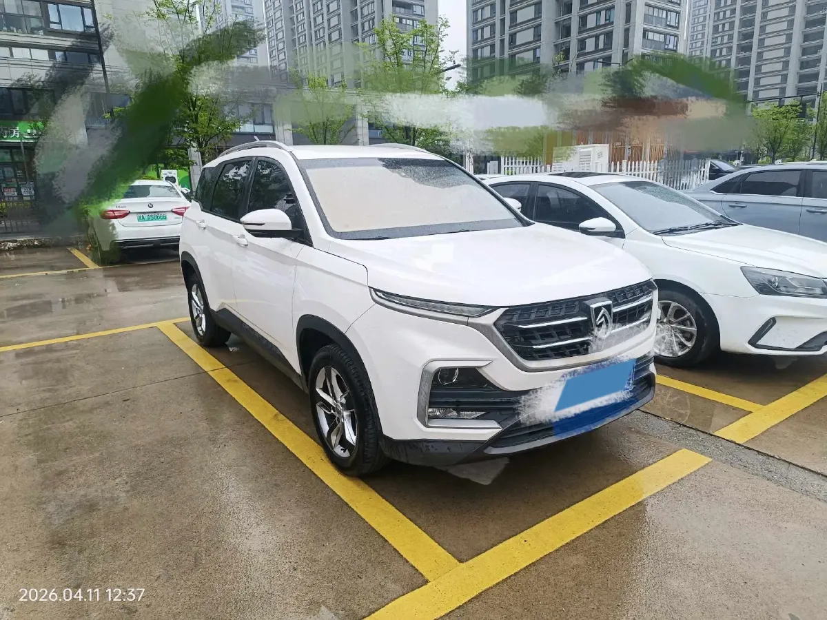 2018 BaoJun 530 1.5T 150HP L4 6MT,autocango,china used car exporter,china ev exporter,chinese used car exporter,chinese used ev exporter