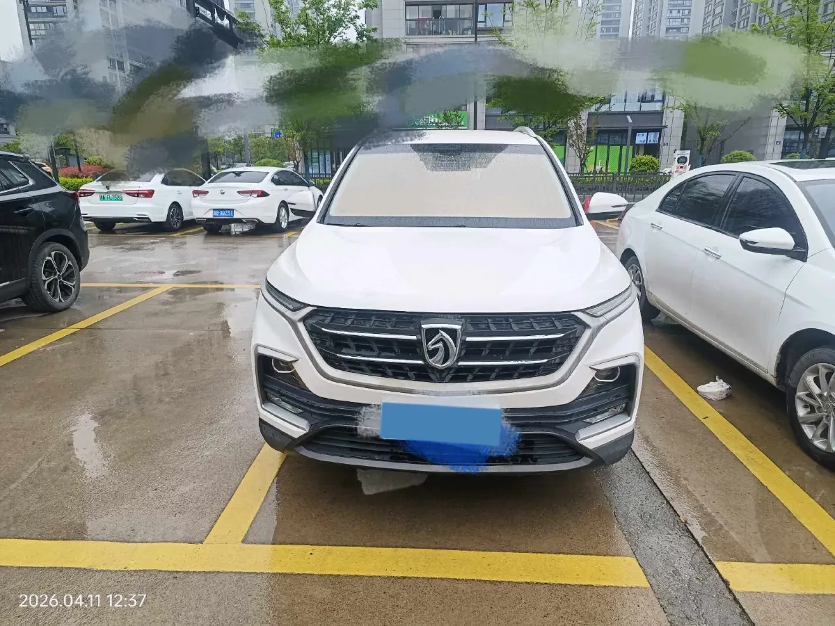 2018 BaoJun 530 1.5T 150HP L4 6MT,autocango,china used car exporter,china ev exporter,chinese used car exporter,chinese used ev exporter