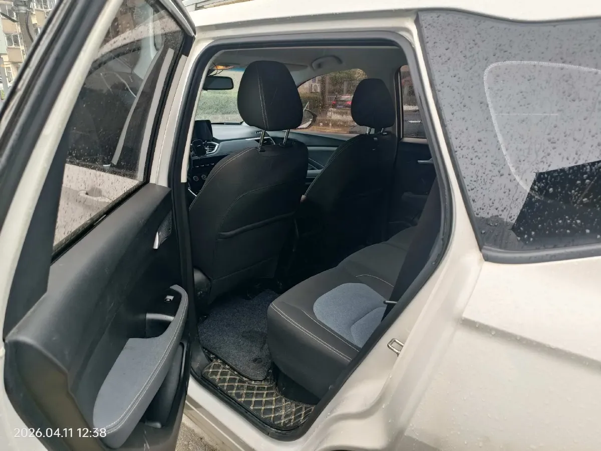 2018 BaoJun 530 1.5T 150HP L4 6MT,autocango,china used car exporter,china ev exporter,chinese used car exporter,chinese used ev exporter