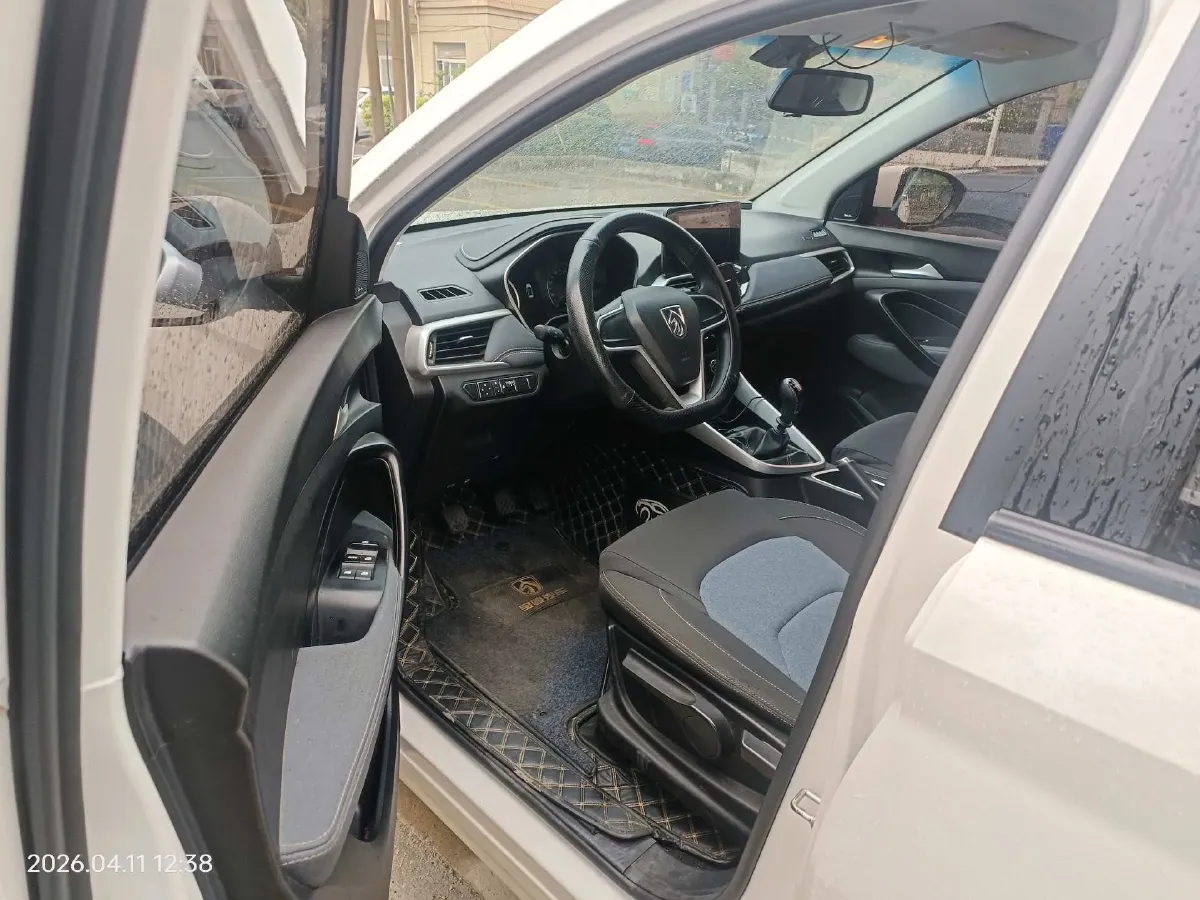 2018 BaoJun 530 1.5T 150HP L4 6MT,autocango,china used car exporter,china ev exporter,chinese used car exporter,chinese used ev exporter