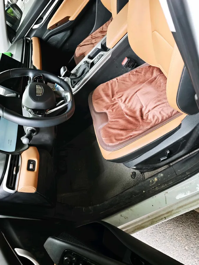 2023 Geely Emgrand 1.5L 127HP L4 CVT,autocango,china used car exporter,china ev exporter,chinese used car exporter,chinese used ev exporter