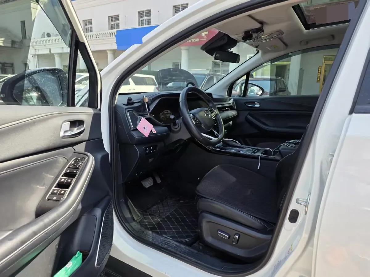 2022 GAC Trumpchi GS4 1.5T 169HP L4 6AT,autocango,china used car exporter,china ev exporter,chinese used car exporter,chinese used ev exporter