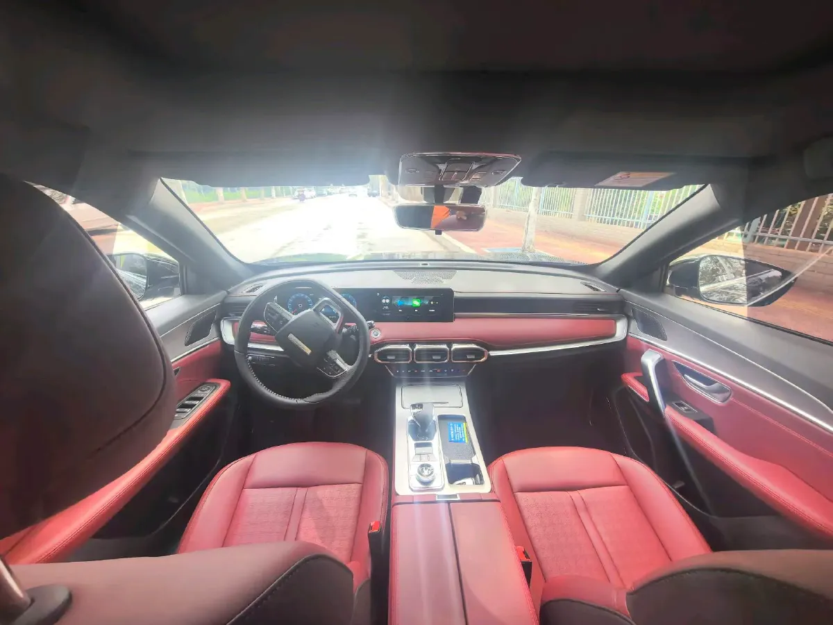 2025 Fulwin FulwinT8 1.5T 156HP L4 1DHT PHEV 18.67KWH,autocango,china used car exporter,china ev exporter,chinese used car exporter,chinese used ev exporter