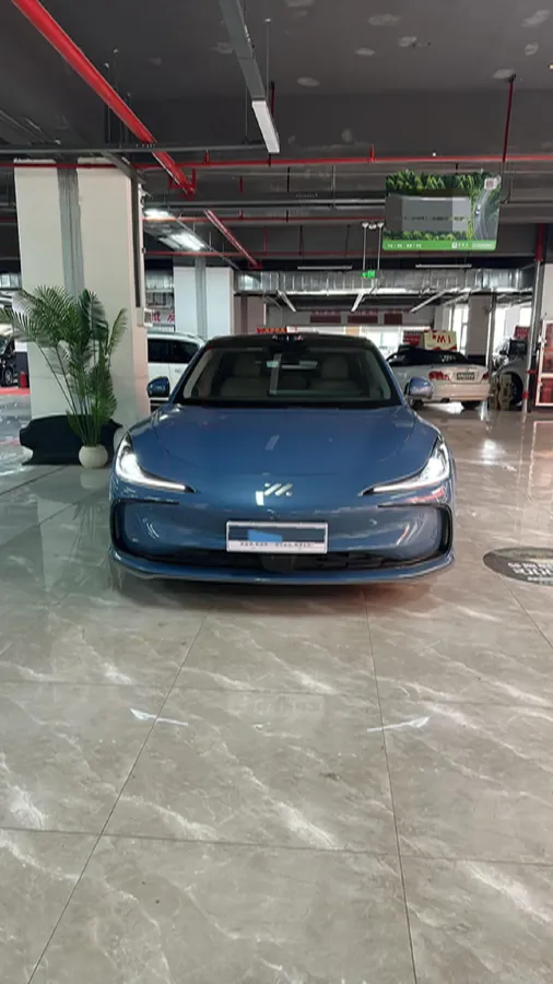 2024 IM L6 BEV 75KWH,autocango,china used car exporter,china ev exporter,chinese used car exporter,chinese used ev exporter