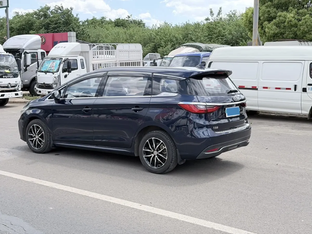 2017 BYD Song MAX 1.5T 154HP L4 6DCT,autocango,china used car exporter,china ev exporter,chinese used car exporter,chinese used ev exporter