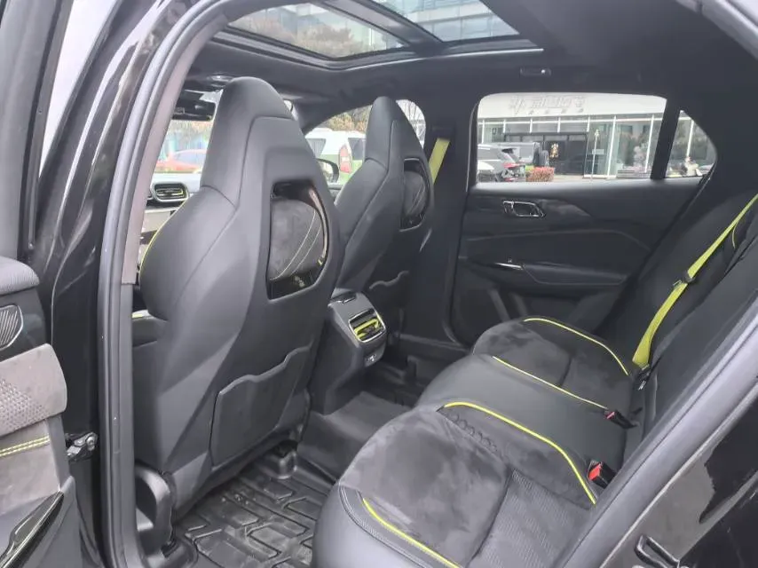 2022 LYNK&CO 03 2.0T 254HP L4 8AT,autocango,china used car exporter,china ev exporter,chinese used car exporter,chinese used ev exporter