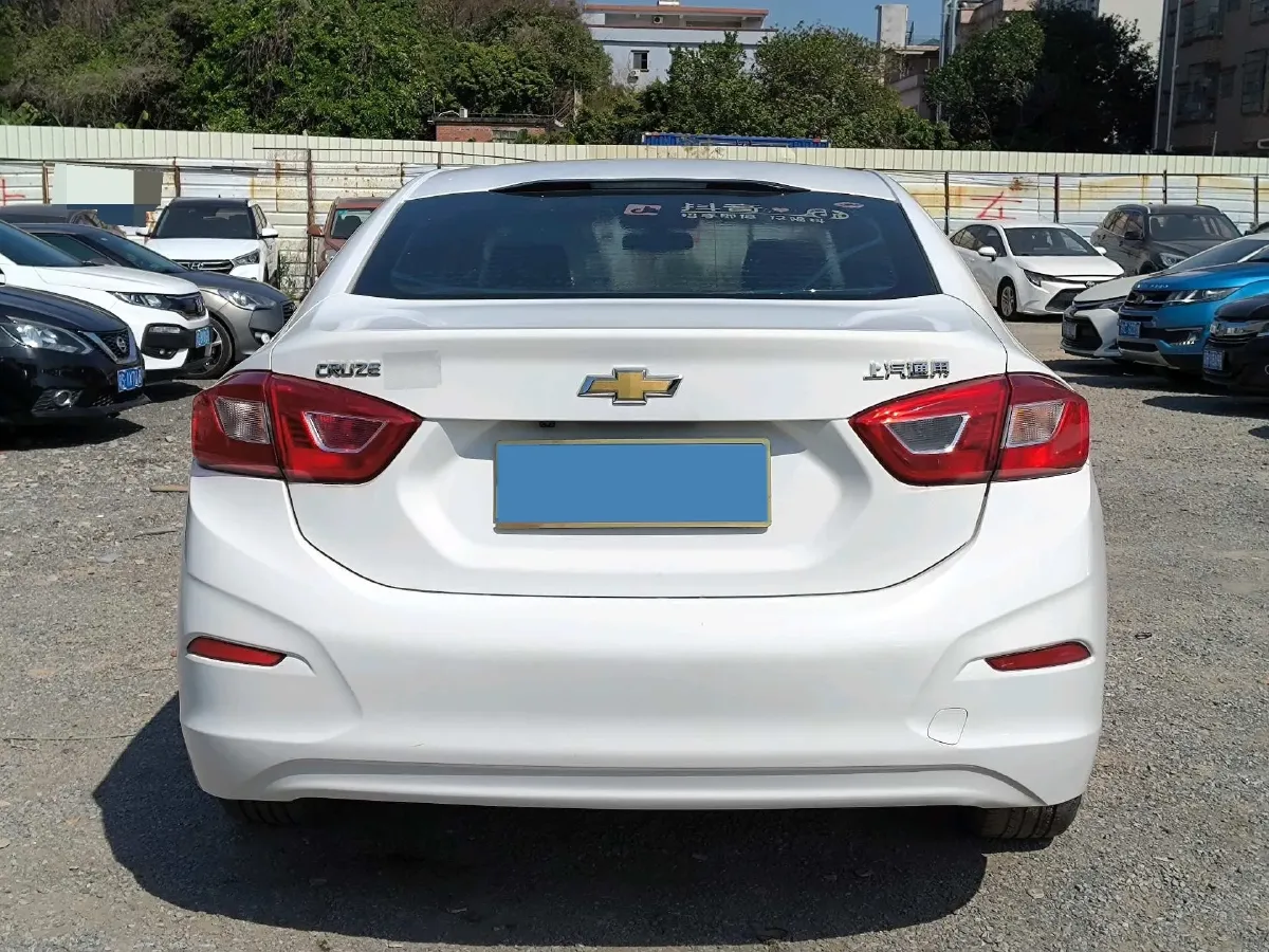 2018 Chevrolet Cruze 1.5L 114HP L4 6AT,autocango,china used car exporter,china ev exporter,chinese used car exporter,chinese used ev exporter