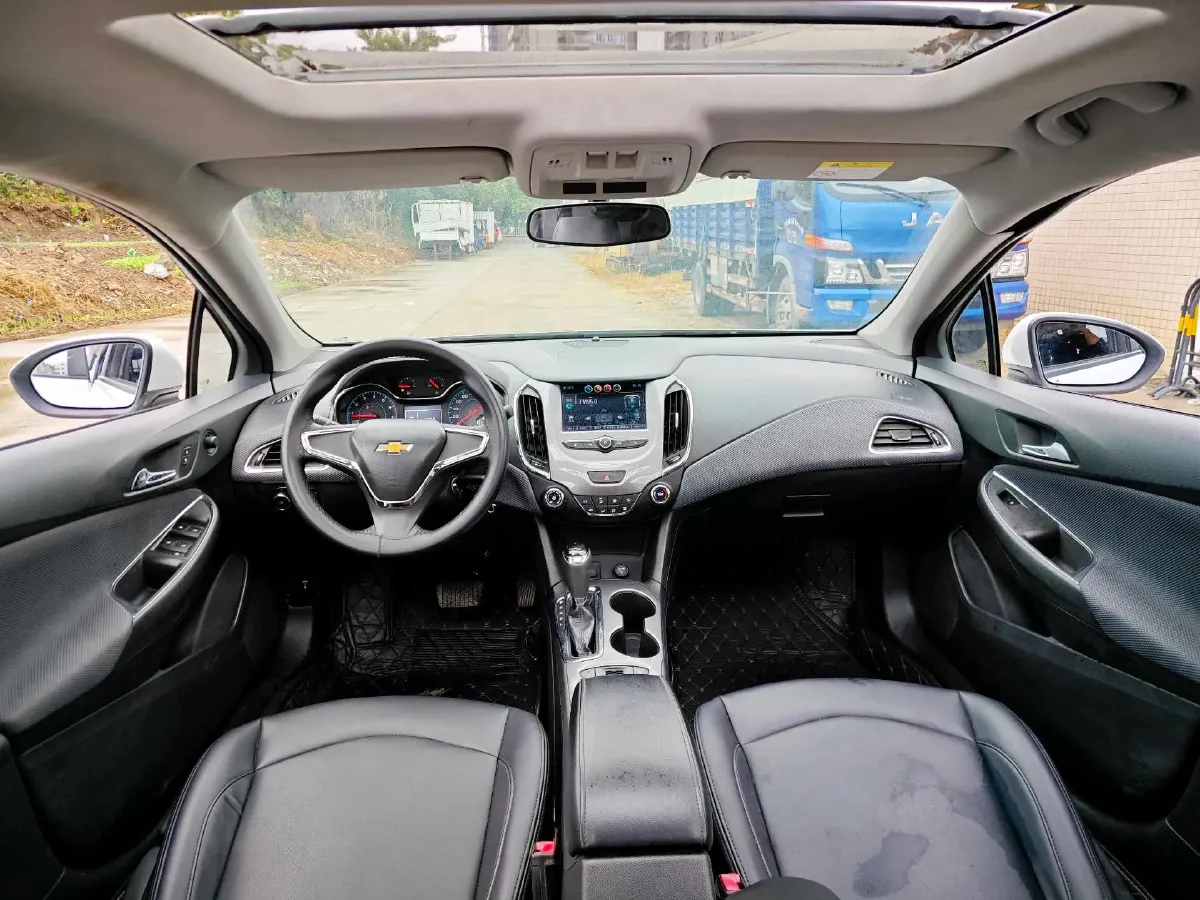 2018 Chevrolet Cruze 1.5L 114HP L4 6AT,autocango,china used car exporter,china ev exporter,chinese used car exporter,chinese used ev exporter