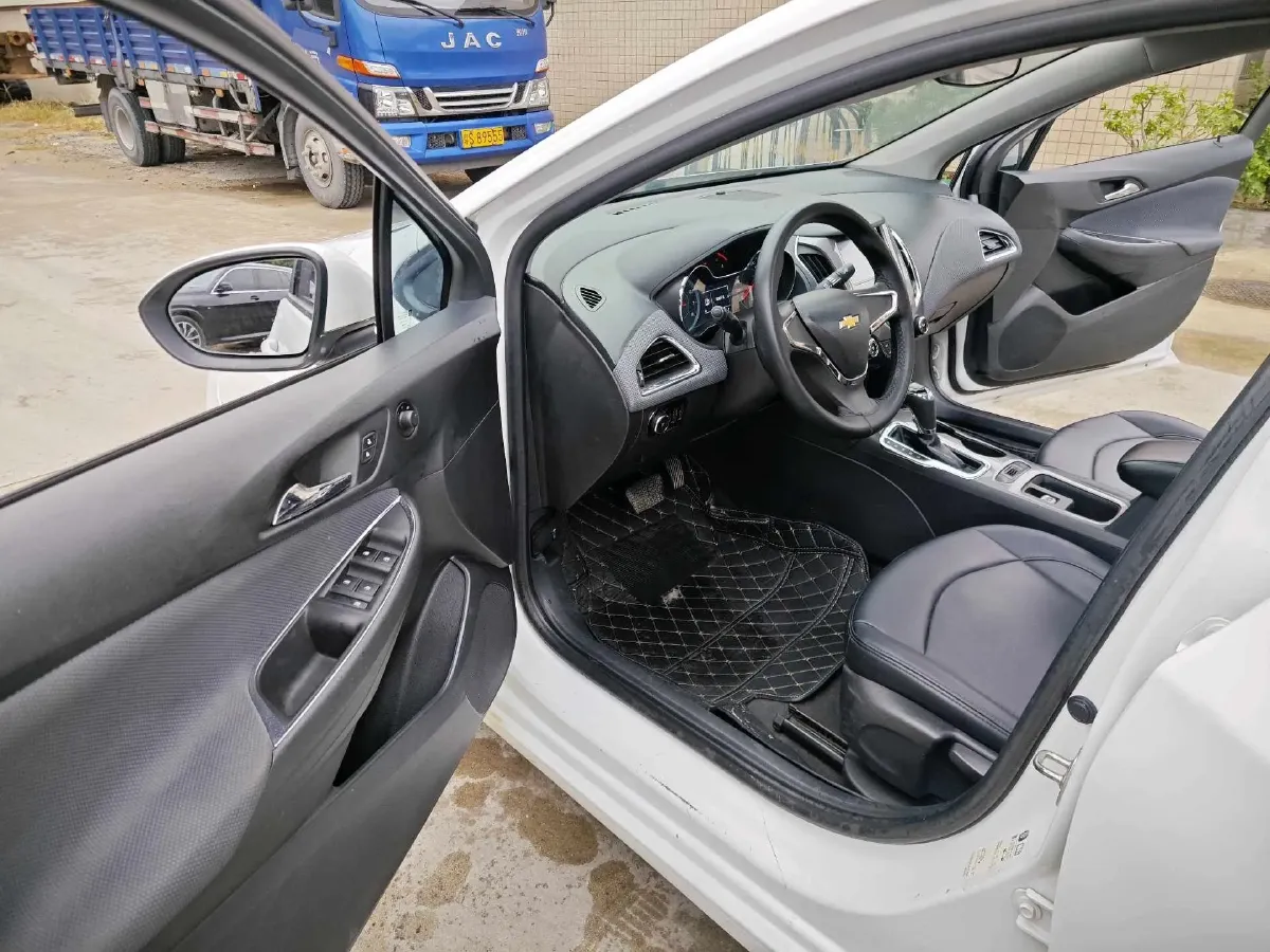 2018 Chevrolet Cruze 1.5L 114HP L4 6AT,autocango,china used car exporter,china ev exporter,chinese used car exporter,chinese used ev exporter