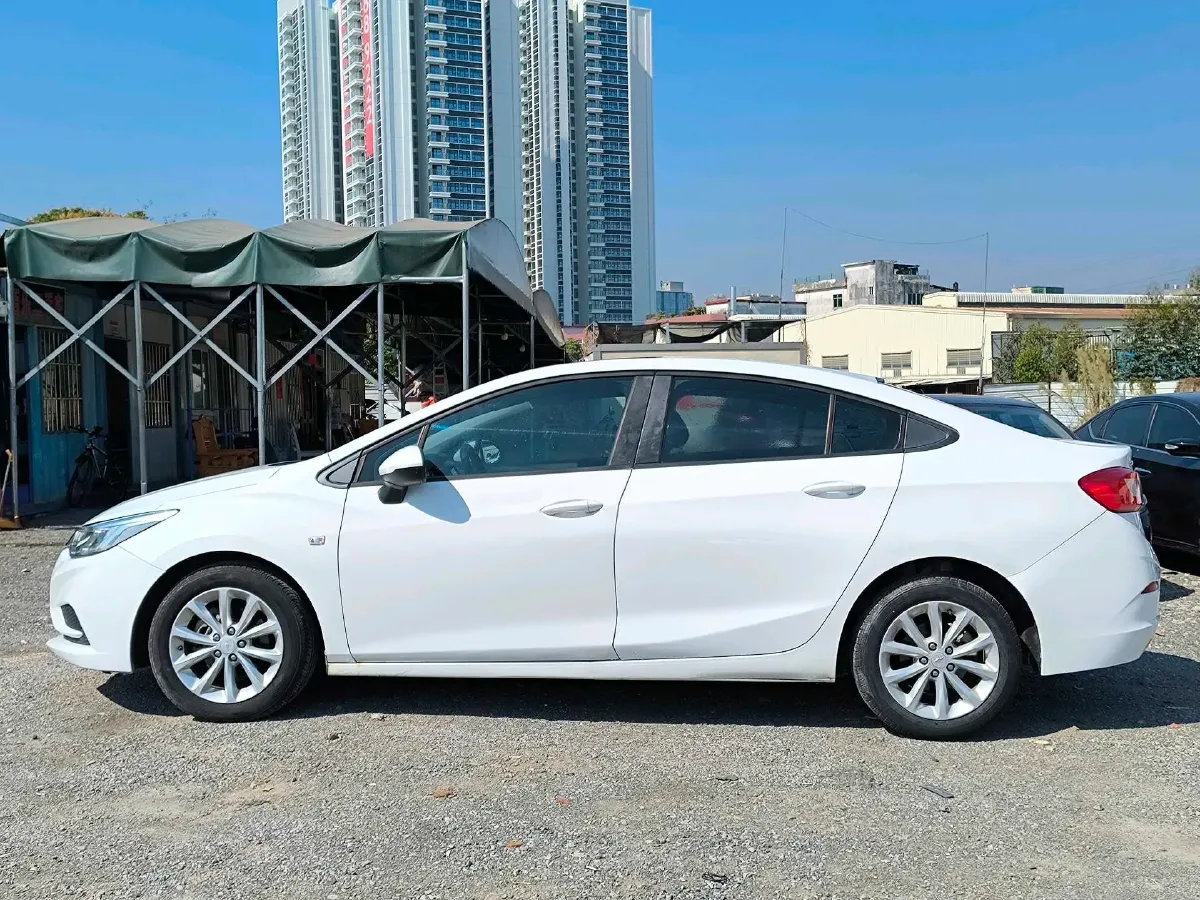 2018 Chevrolet Cruze 1.5L 114HP L4 6AT,autocango,china used car exporter,china ev exporter,chinese used car exporter,chinese used ev exporter