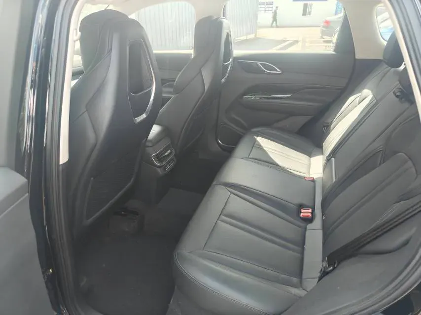 2024 HongQi HS3 1.5T 169HP L4 1DHT PHEV 18.4KWH,autocango,china used car exporter,china ev exporter,chinese used car exporter,chinese used ev exporter