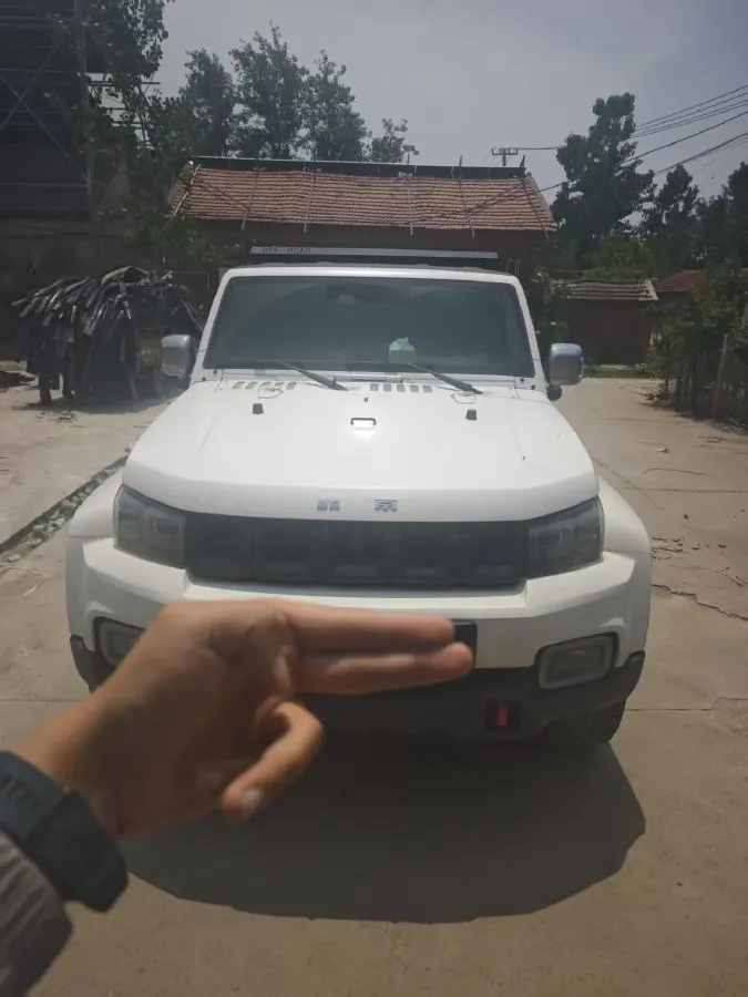 2023 Beijing BJ40 2.0T 163HP L4 8AT,autocango,china used car exporter,china ev exporter,chinese used car exporter,chinese used ev exporter