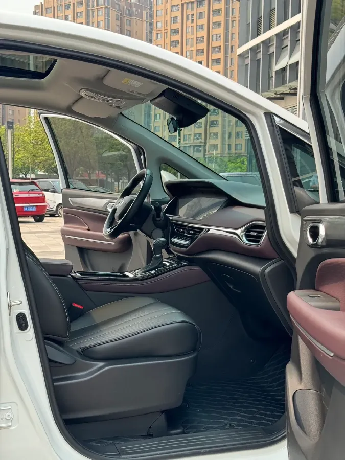 2023 GAC Trumpchi M6 1.5T 177HP L4 7DCT,autocango,china used car exporter,china ev exporter,chinese used car exporter,chinese used ev exporter