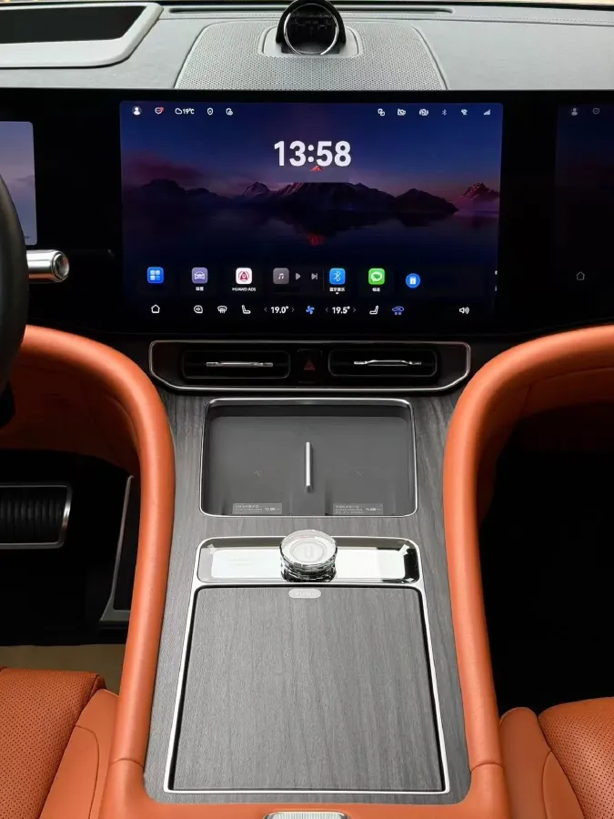 2024 AITO AITO M9 1.5T 152HP L4 REEV 42KWH,autocango,china used car exporter,china ev exporter,chinese used car exporter,chinese used ev exporter