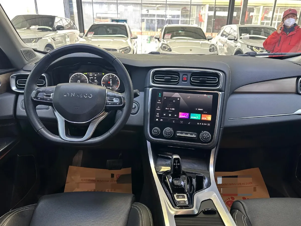 2019 Beijing BJ40 2.0T 218HP L4 6AT,autocango,china used car exporter,china ev exporter,chinese used car exporter,chinese used ev exporter