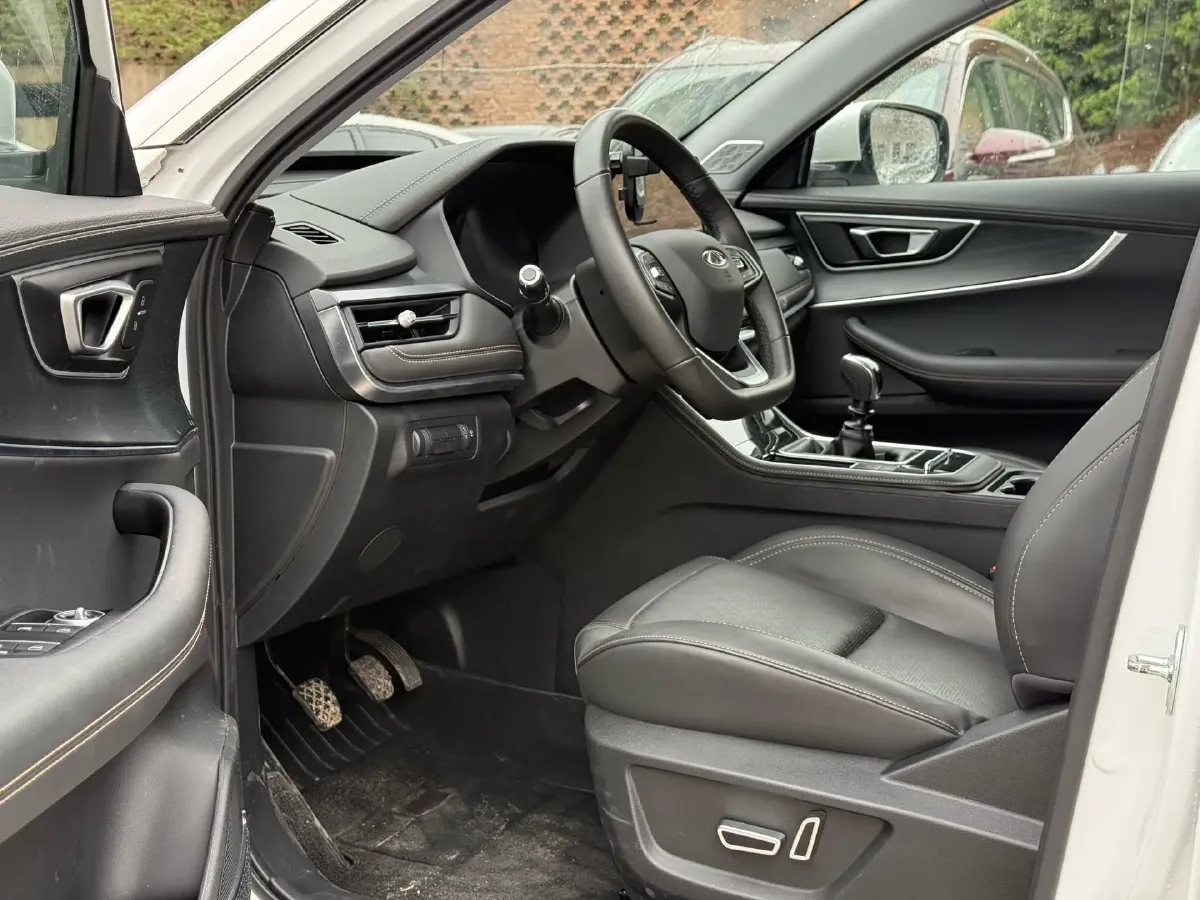 2023 Chery Tiggo 8 1.5T 156HP L4 6MT,autocango,china used car exporter,china ev exporter,chinese used car exporter,chinese used ev exporter