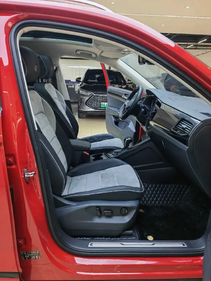 2020 Volkswagen Tayron X 2.0T 186HP L4 7DCT,autocango,china used car exporter,china ev exporter,chinese used car exporter,chinese used ev exporter