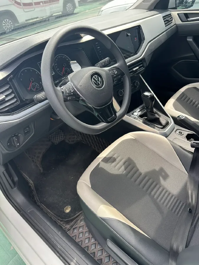 2021 Haval H6 1.5T 169HP L4 7DCT,autocango,china used car exporter,china ev exporter,chinese used car exporter,chinese used ev exporter