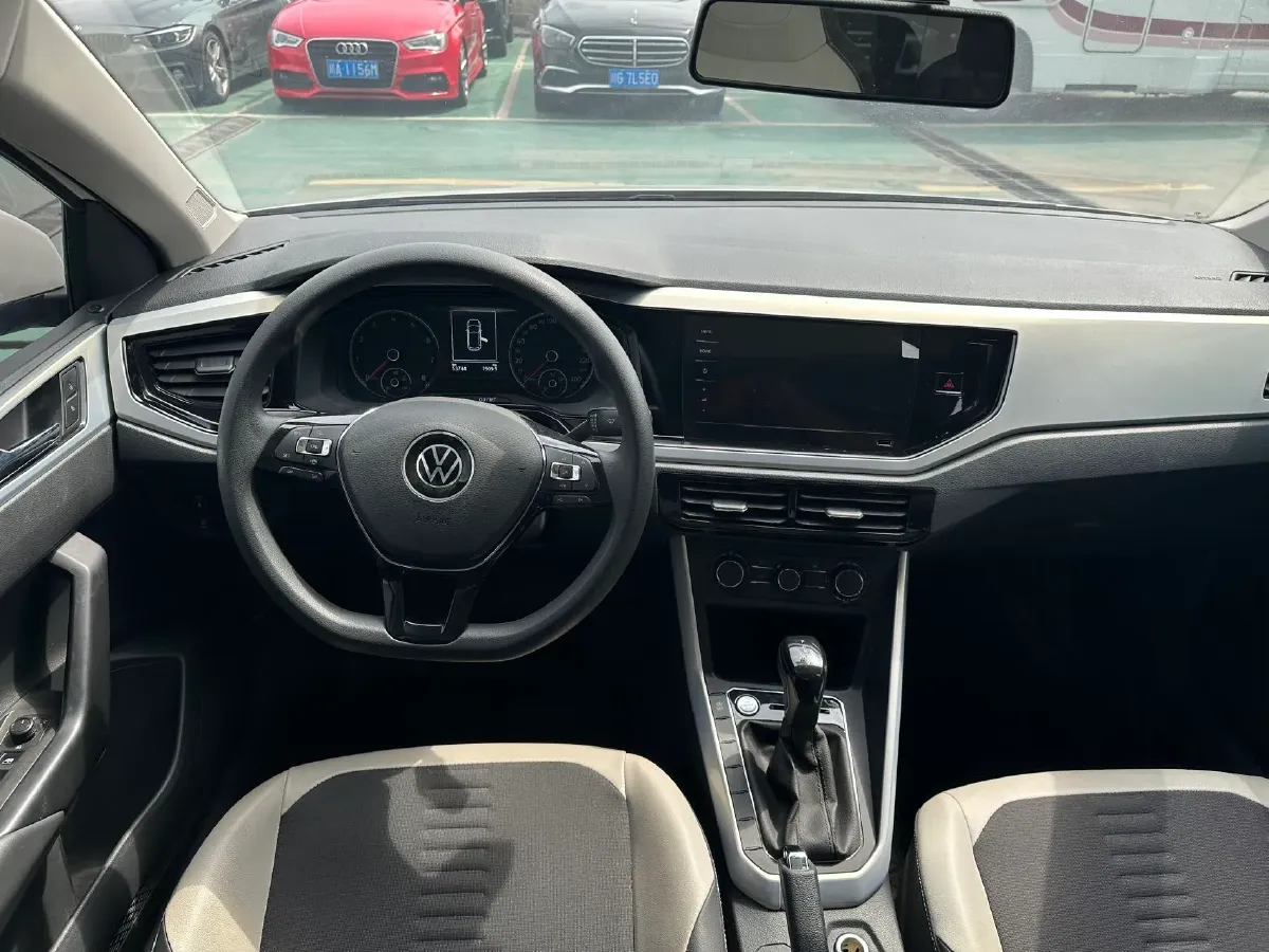 2021 Haval H6 1.5T 169HP L4 7DCT,autocango,china used car exporter,china ev exporter,chinese used car exporter,chinese used ev exporter