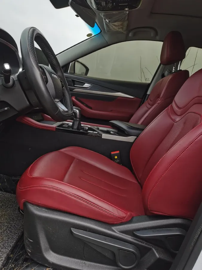 2025 Jetour X70 1.5T 156HP L4 6MT,autocango,china used car exporter,china ev exporter,chinese used car exporter,chinese used ev exporter