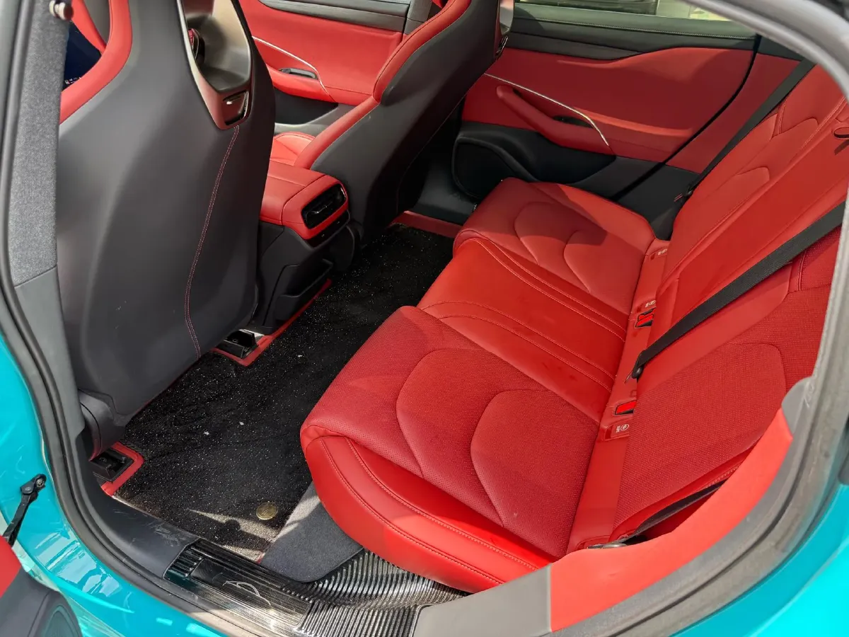 2024 MI SU7 BEV 94.3KWH,autocango,china used car exporter,china ev exporter,chinese used car exporter,chinese used ev exporter