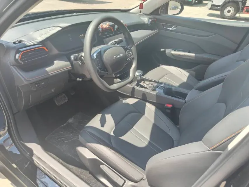 2024 DongFeng Aeolus YiXuan 1.5L 125HP L4 6DCT,autocango,china used car exporter,china ev exporter,chinese used car exporter,chinese used ev exporter