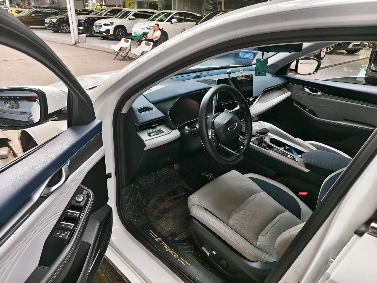 2021 Geely Preface 2.0T 190HP L4 7DCT,autocango,china used car exporter,china ev exporter,chinese used car exporter,chinese used ev exporter