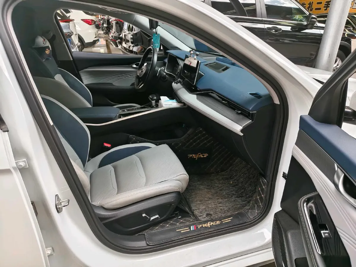 2021 Geely Preface 2.0T 190HP L4 7DCT,autocango,china used car exporter,china ev exporter,chinese used car exporter,chinese used ev exporter