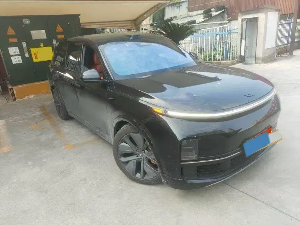2022 Li L9 Range Extended 154HP REEV 42.6KWH,autocango,china used car exporter,china ev exporter,chinese used car exporter,chinese used ev exporter