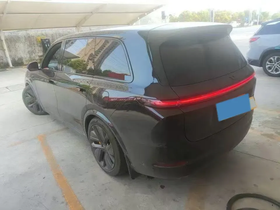 2022 Li L9 Range Extended 154HP REEV 42.6KWH,autocango,china used car exporter,china ev exporter,chinese used car exporter,chinese used ev exporter