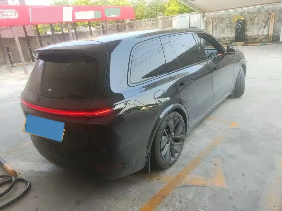 2022 Li L9 Range Extended 154HP REEV 42.6KWH,autocango,china used car exporter,china ev exporter,chinese used car exporter,chinese used ev exporter