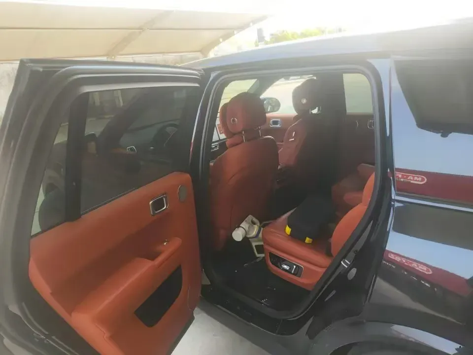 2022 Li L9 Range Extended 154HP REEV 42.6KWH,autocango,china used car exporter,china ev exporter,chinese used car exporter,chinese used ev exporter