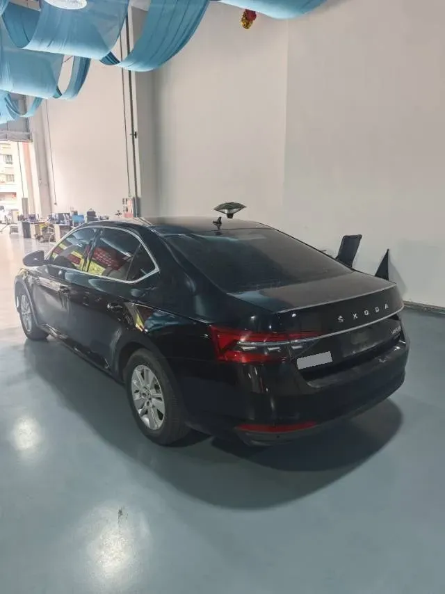 2019 Skoda Superb 1.4T 150HP L4 7DCT,autocango,china used car exporter,china ev exporter,chinese used car exporter,chinese used ev exporter