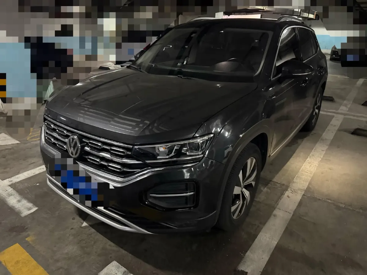2019 Jeep Cherokee 2.0T 234HP L4 9AT,autocango,china used car exporter,china ev exporter,chinese used car exporter,chinese used ev exporter