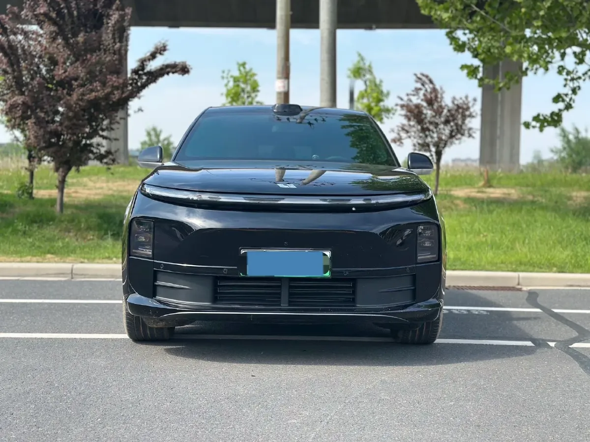 2024 Li L6 Range Extended 154HP L4 REEV 36.8KWH,autocango,china used car exporter,china ev exporter,chinese used car exporter,chinese used ev exporter